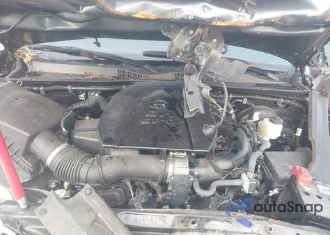 2022 Toyota Tacoma Trd Sport z USA, uszkodzony, nr VIN 3TMCZ5AN9NM472874